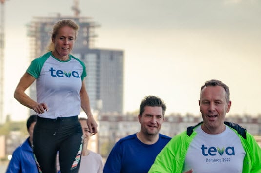 people-teva-running